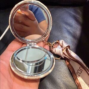 Elegant Gold Compact Mirror